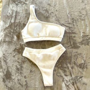 One shoulder high waist